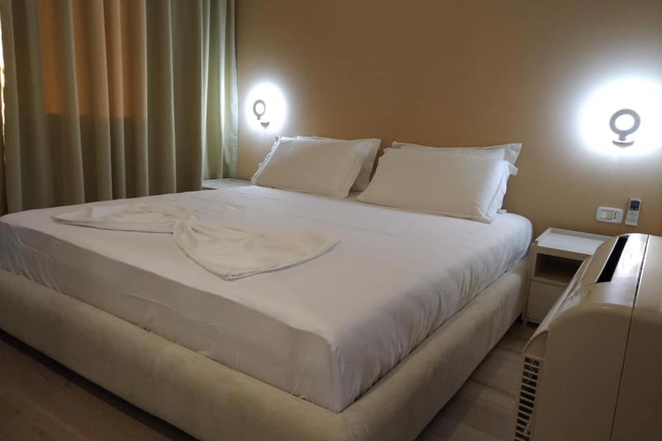 Deluxe Sea Apartment Vlorë 外观 照片