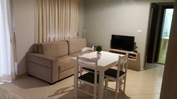 Deluxe Sea Apartment Vlorë 外观 照片