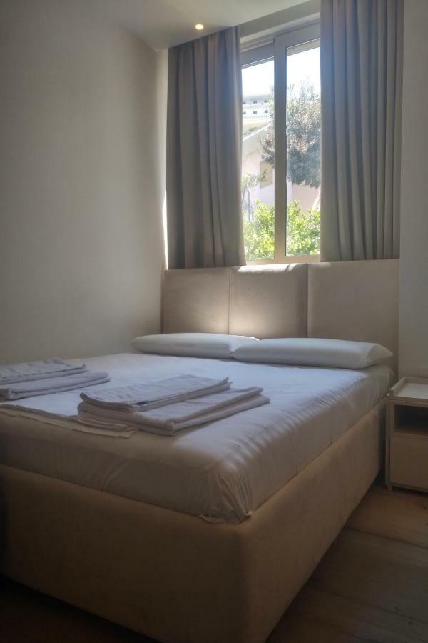 Deluxe Sea Apartment Vlorë 外观 照片