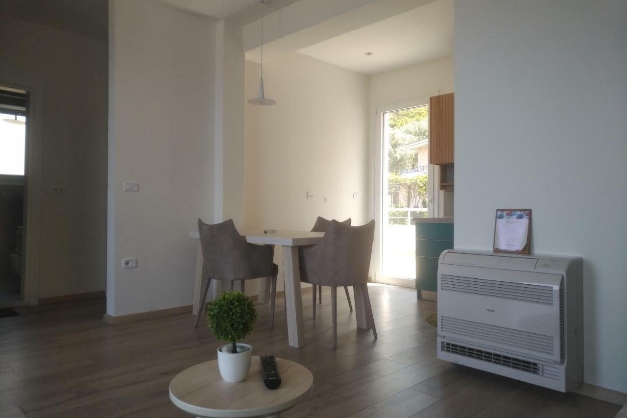 Deluxe Sea Apartment Vlorë 外观 照片