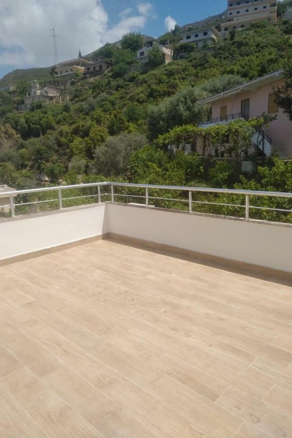 Deluxe Sea Apartment Vlorë 外观 照片