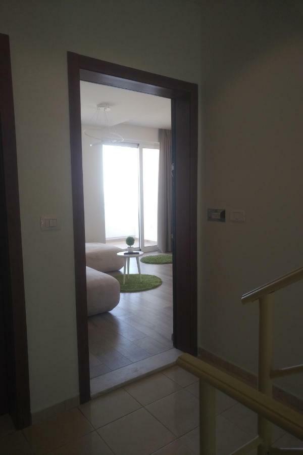 Deluxe Sea Apartment Vlorë 外观 照片