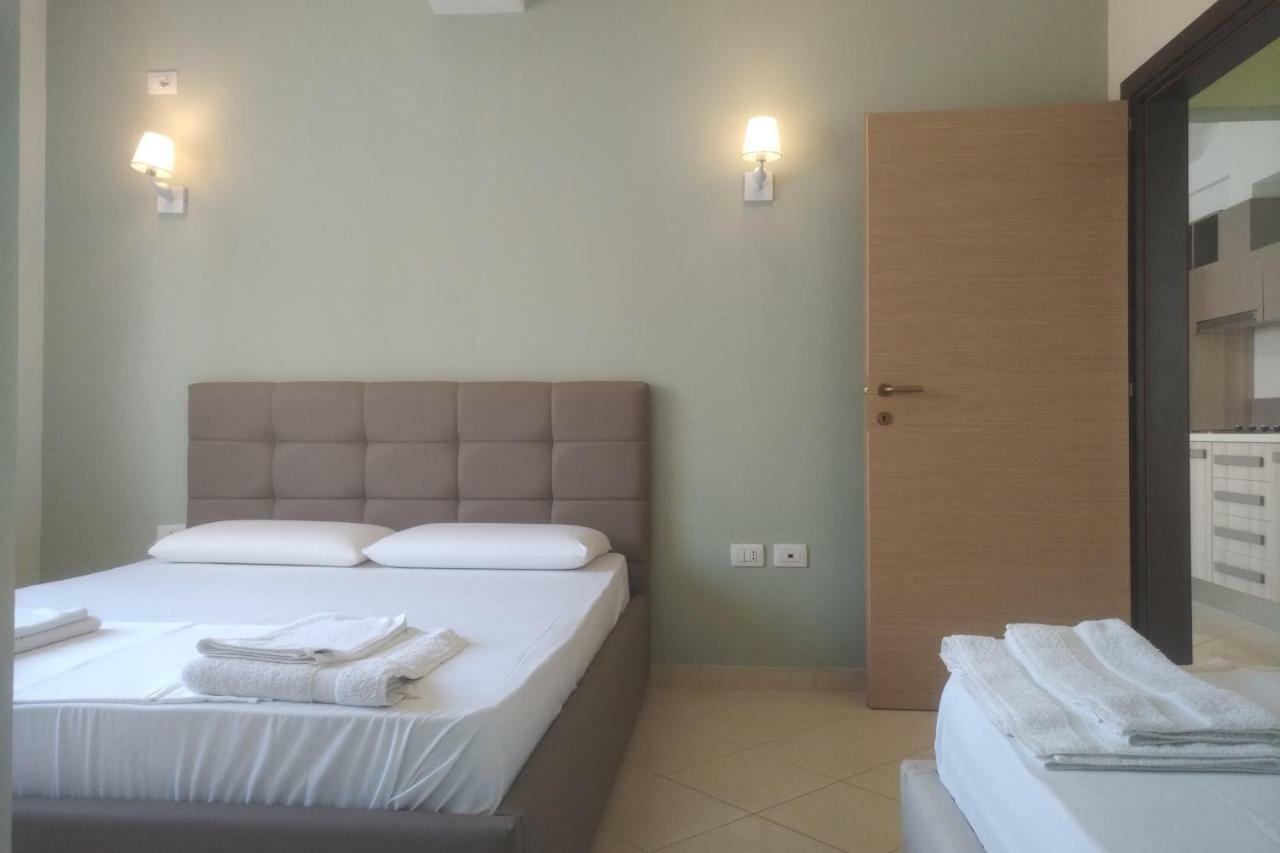 Deluxe Sea Apartment Vlorë 外观 照片
