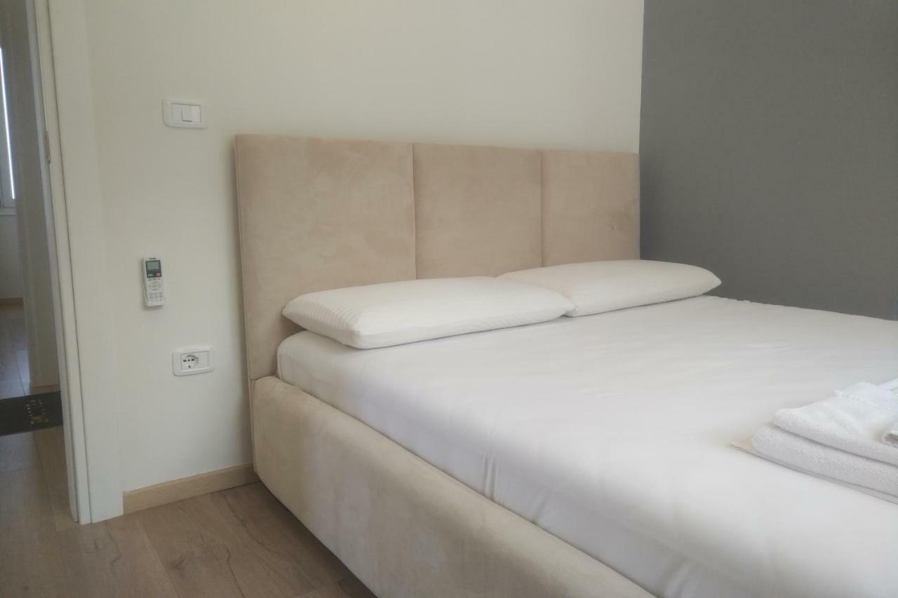 Deluxe Sea Apartment Vlorë 外观 照片